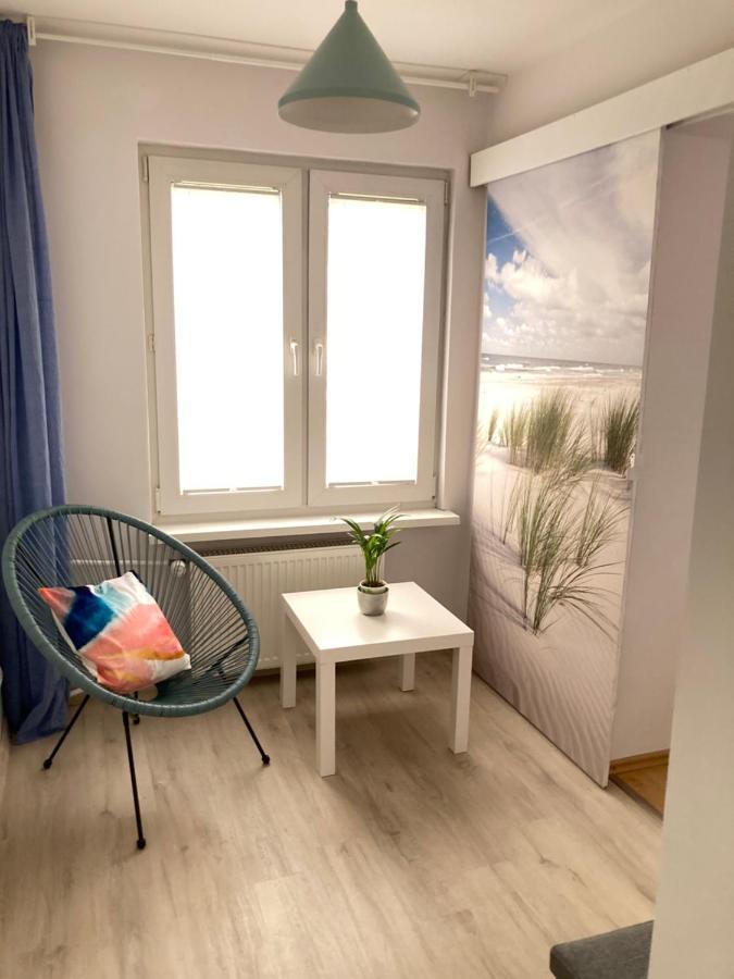 Apartament Uznamska Ambasada 斯维诺乌伊希切 外观 照片